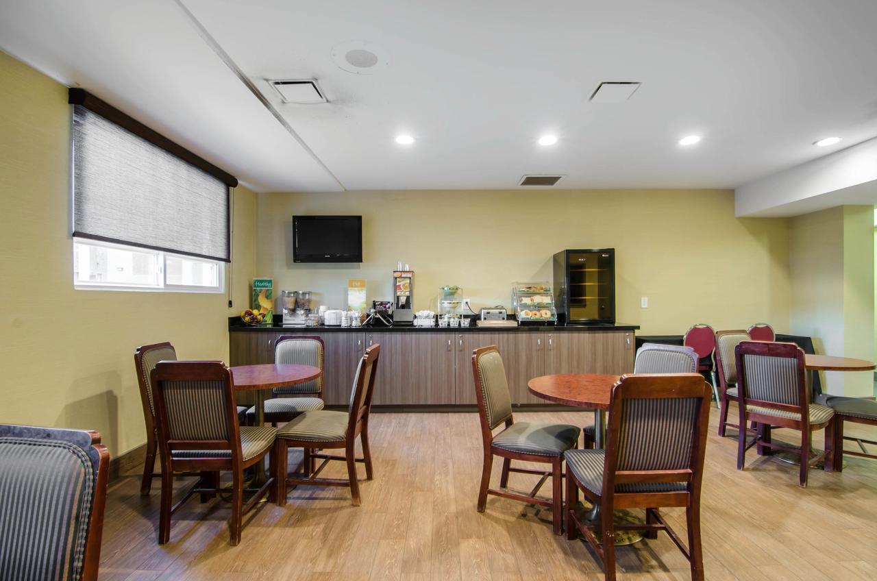 Hotel Courtyard By Marriott Regina Downtown Extérieur photo