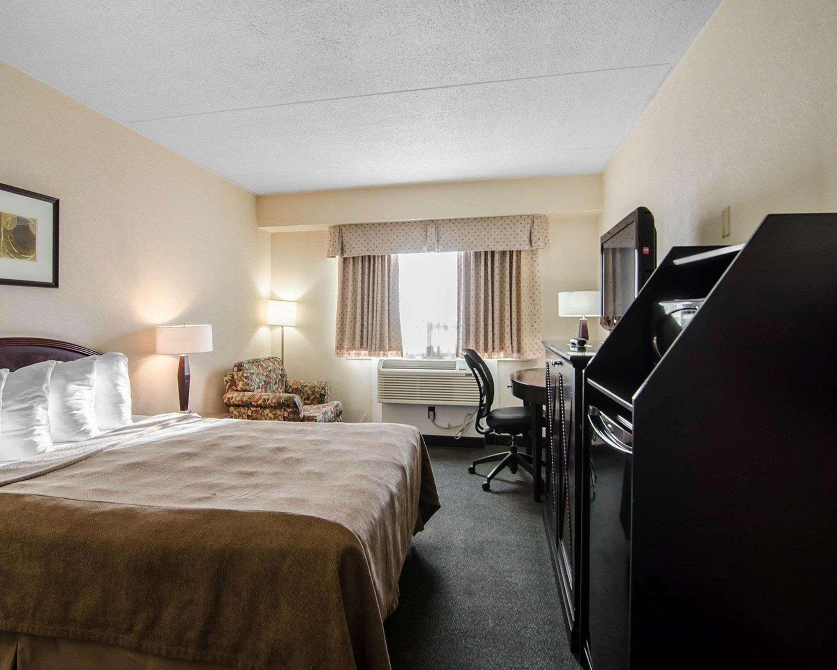 Hotel Courtyard By Marriott Regina Downtown Extérieur photo