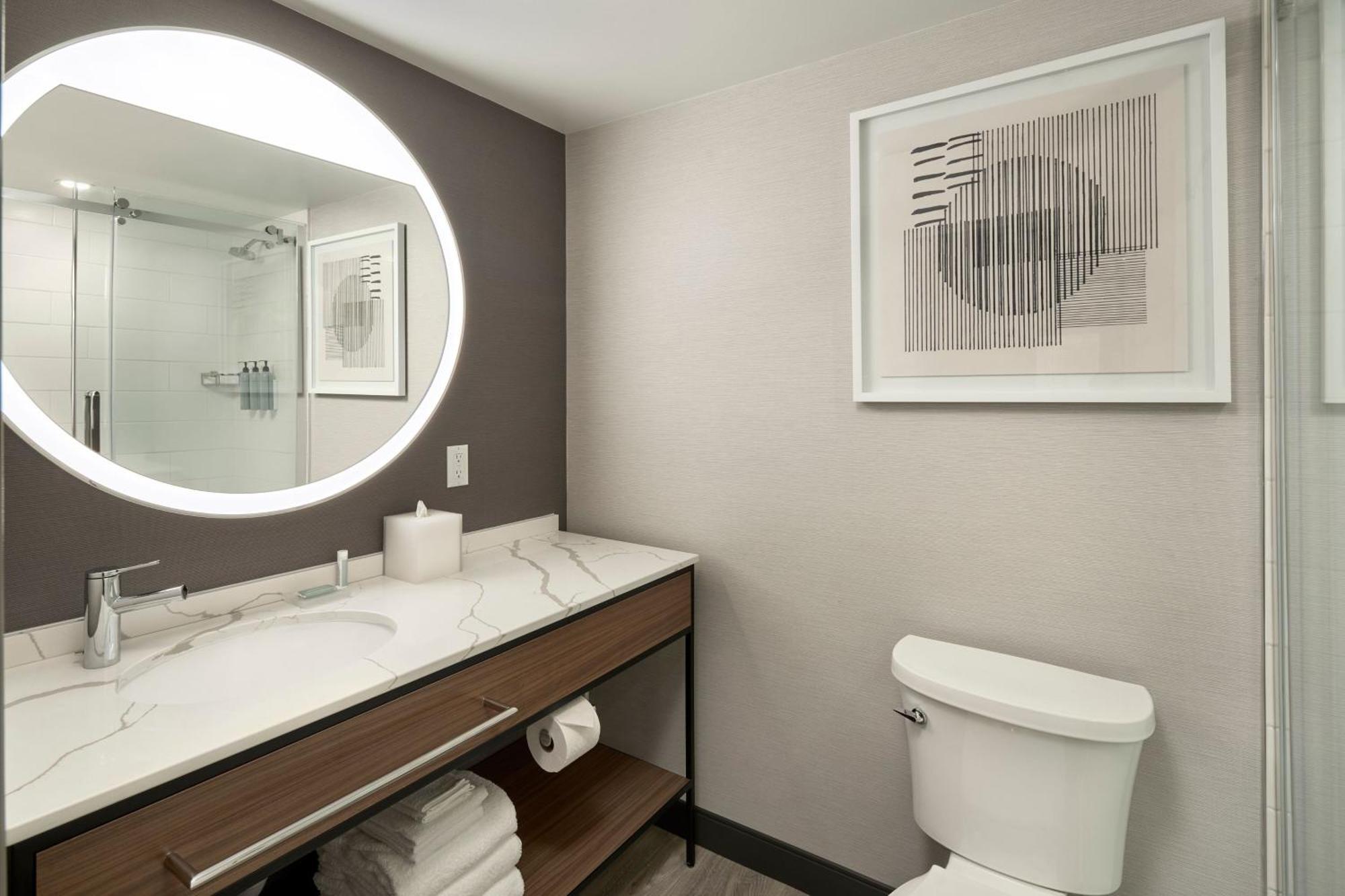 Hotel Courtyard By Marriott Regina Downtown Extérieur photo
