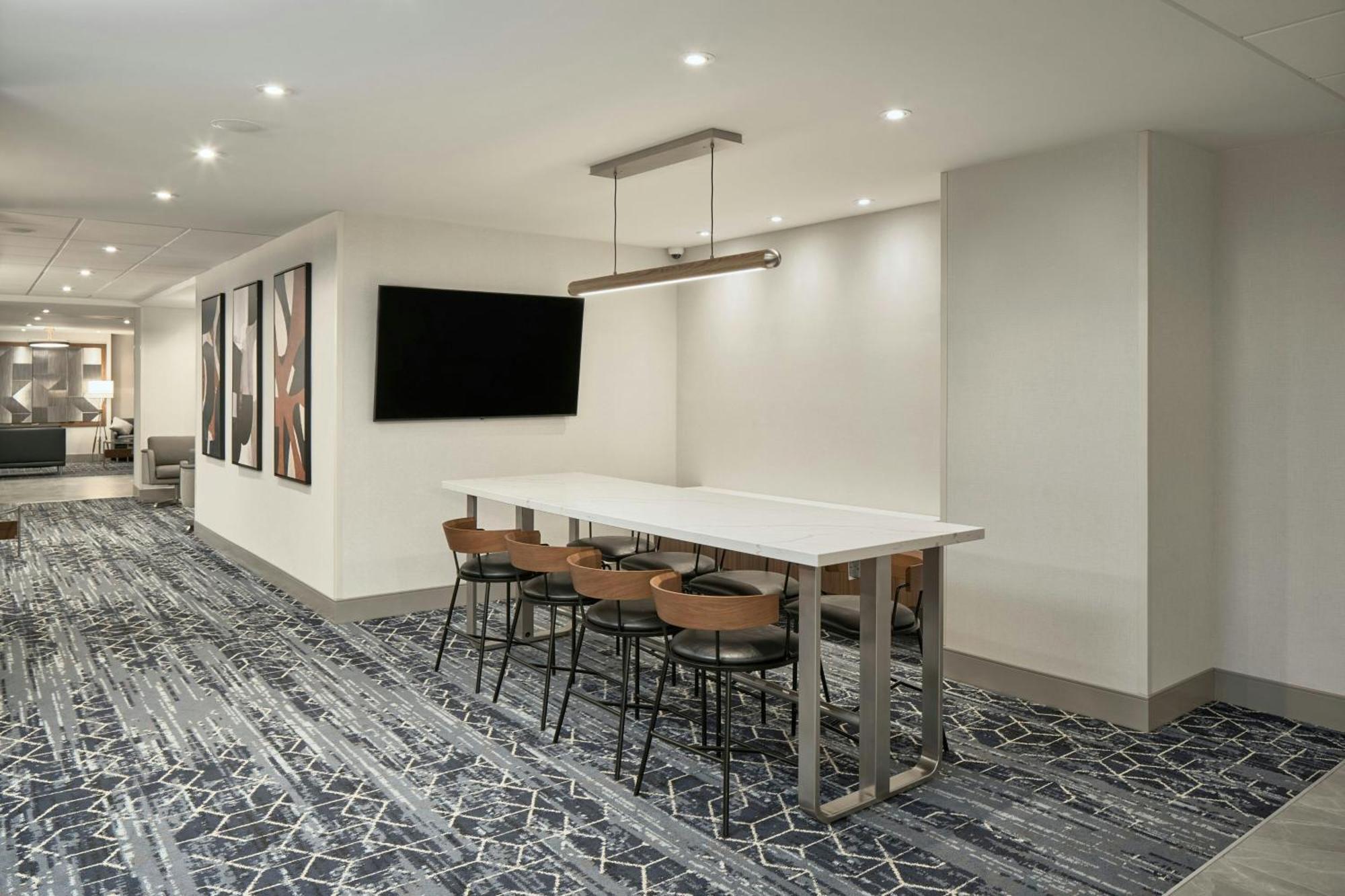 Hotel Courtyard By Marriott Regina Downtown Extérieur photo